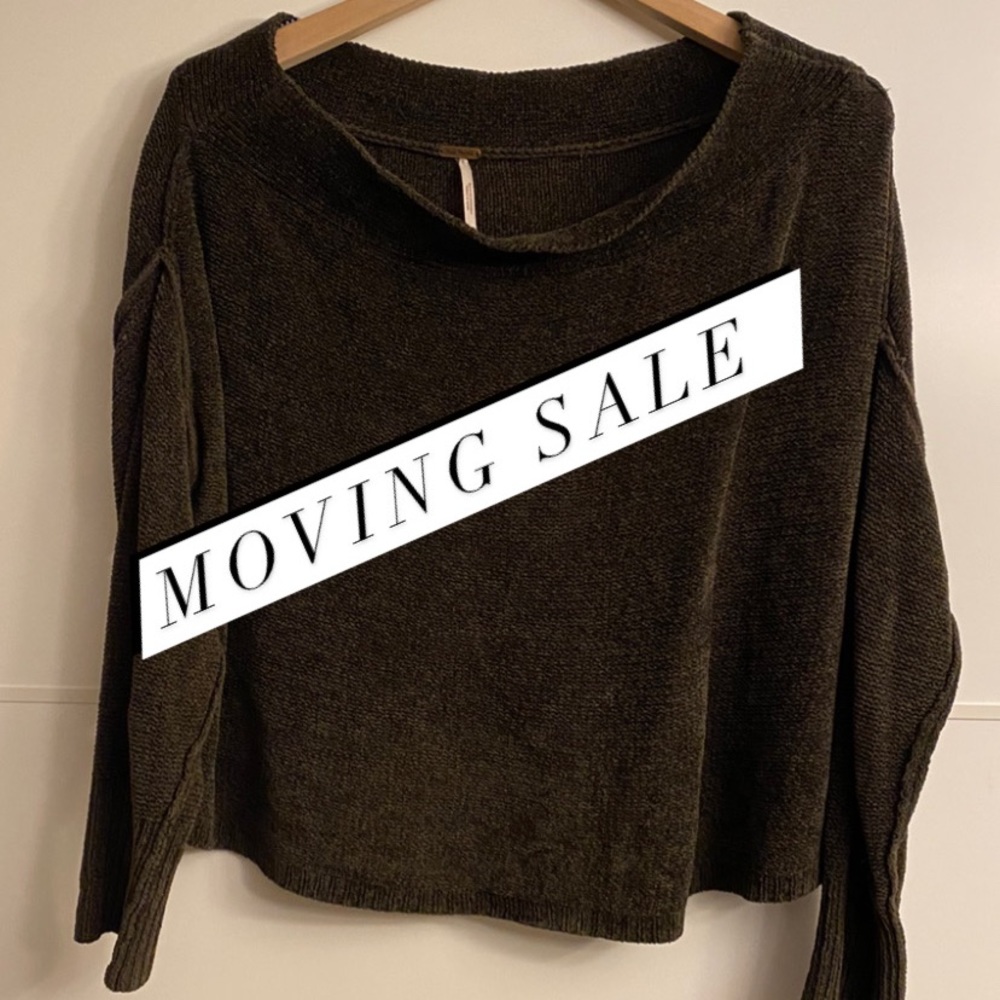 LAST DAY TO BUY!! FREE PEOPLE OFF THE SHOULDER SWEATER